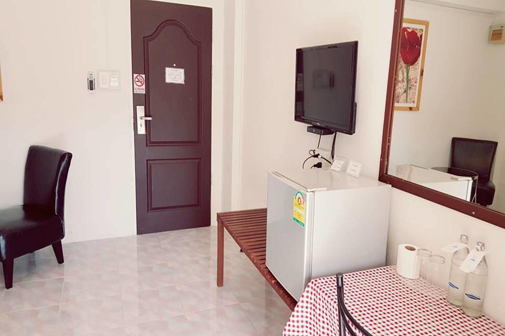 Hotel De Ratt Phuket Dış mekan fotoğraf